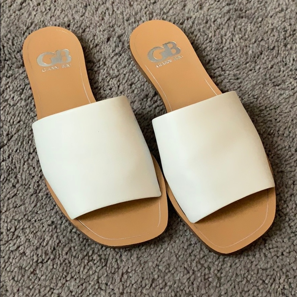 GB White Flat Sandals